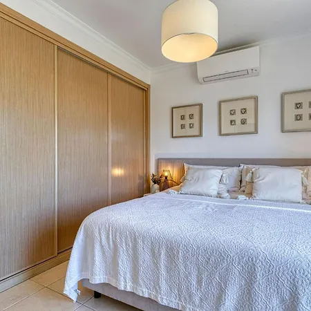 Prázdninový dům 7 Boa Nova - Immaculately Presented Townhouse Ferragudo (Faro)
